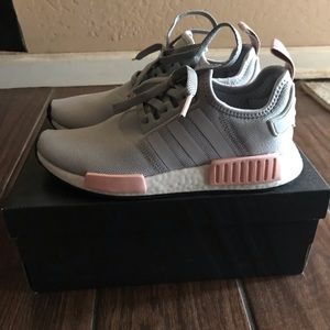 Nmd original R1 womens (grey and pink) adidas